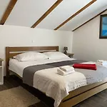 Magnificent Eco Valencano Vila