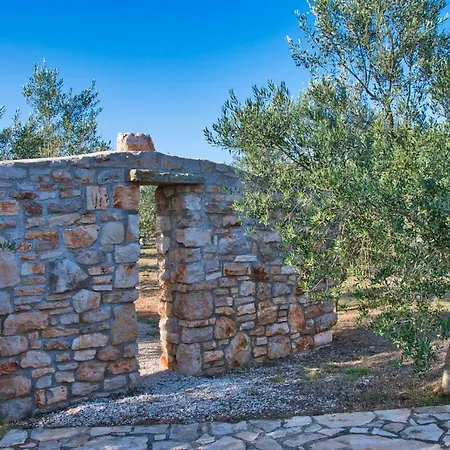 Vila Magnificent Eco Valencano Bale