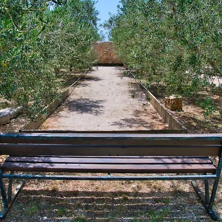 Magnificent Eco Valencano فيلة