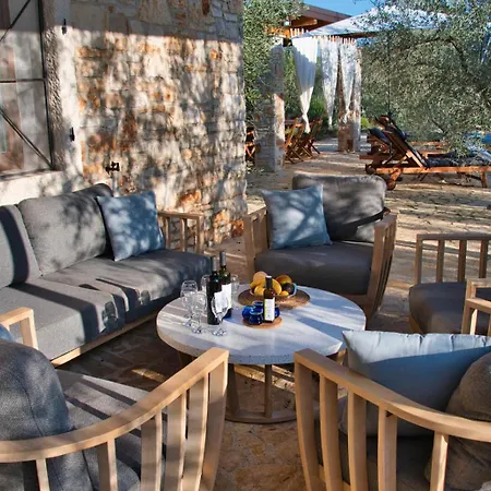 Vila Magnificent Eco Valencano Bale